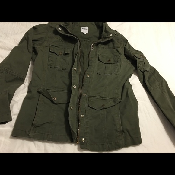 Olive green women’s size large jacket - Picture 2 of 4